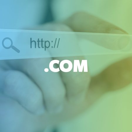 Domain kezelés (.com/.eu)